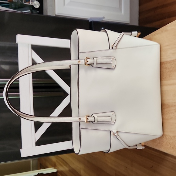 Michael Kors large white tote - Picture 2 of 6
